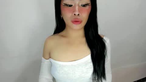 miss. Erika online show from October 17, 7:11 am