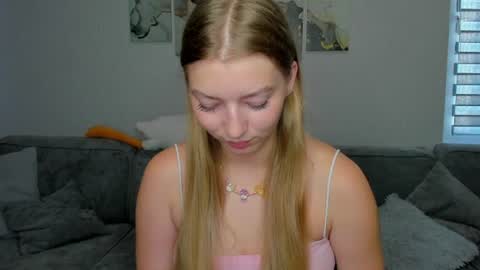 Snapshot of drivecrazy chatting on August 5, 9:23 am Hanna online show from August 5, 9:23 am