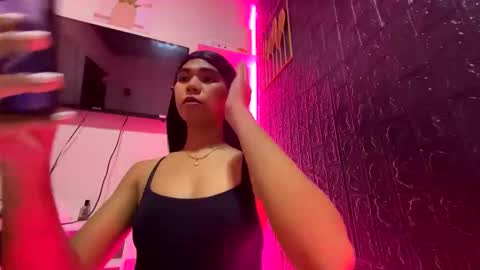 Snapshot of drixiboy chatting on November 11, 10:26 am Drixiboyj online show from November 11, 10:26 am