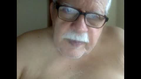 drnick069 online show from October 6, 2:58 pm