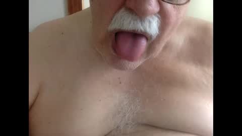 Snapshot of drnick069 chatting on December 2, 3:40 pm drnick069 online show from December 2, 3:40 pm