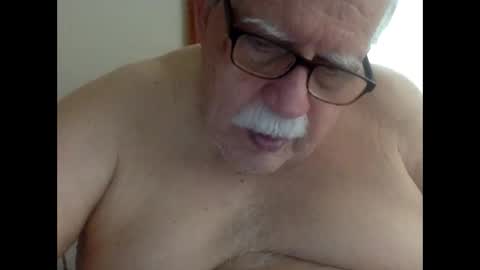 Snapshot of drnick069 chatting on December 3, 3:54 pm drnick069 online show from December 3, 3:54 pm