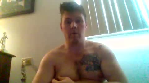 Snapshot of droden9312 chatting on April 7, 7:25 pm droden9312 online show from April 7, 7:25 pm