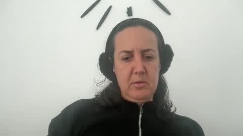 Snapshot of drresa chatting on October 26, 10:21 am Dr. Resa online show from October 26, 10:21 am