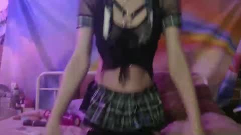Snapshot of drrtychai chatting on October 1, 4:07 am Casey online show from October 1, 4:07 am