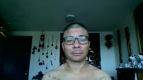 Snapshot of drumlin431 chatting on March 2, 12:01 pm Ricardo online show from March 2, 12:01 pm