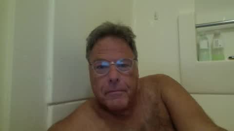 Snapshot of drummersrock92118 chatting on April 11, 9:57 am drummersrock92118 online show from April 11, 9:57 am