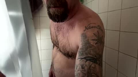 Snapshot of dsnutsluck chatting on January 15, 8:41 am dsnutsluck online show from January 15, 8:41 am