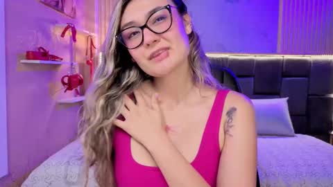 Victoria online show from November 8, 8:18 pm