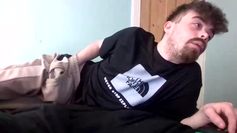 dude106954 online show from March 9, 2:21 pm