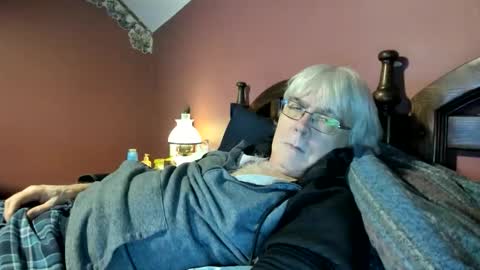 Snapshot of dug38 chatting on November 2, 1:46 pm Doug online show from November 2, 1:46 pm