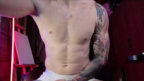 DUKE J              online show from March 18, 11:13 am