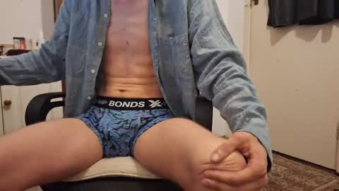 Snapshot of dukeatredies chatting on April 5, 9:17 am dukeatredies online show from April 5, 9:17 am