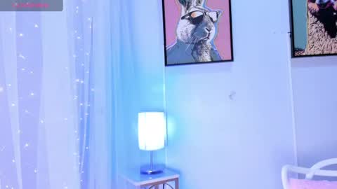 Snapshot of dulce__fiore07 chatting on June 19, 12:09 pm dulce__fiore07 online show from June 19, 12:09 pm