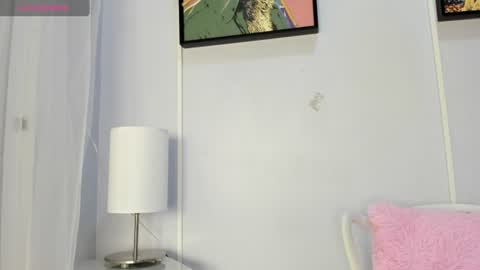 Snapshot of dulce__fiore07 chatting on June 23, 12:03 pm dulce__fiore07 online show from June 23, 12:03 pm