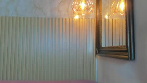 Snapshot of dulce__mariia1 chatting on June 3, 12:08 pm online show from June 3, 12:08 pm