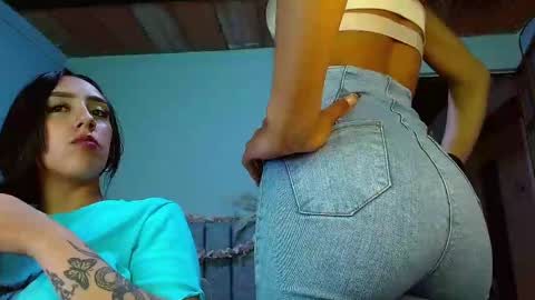   online show from December 6, 5:55 pm