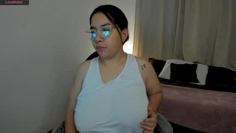 dulce brithany online show from October 25, 11:51 am