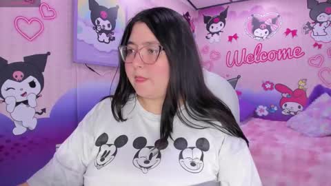 Dulce  online show from February 15, 5:26 am