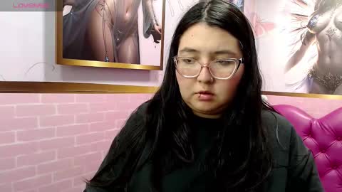 Dulce  online show from March 15, 3:56 am