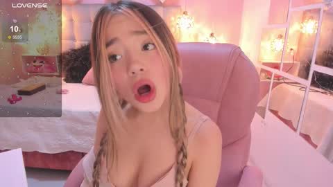 Snapshot of dulce_powl chatting on February 9, 7:51 pm Dulce online show from February 9, 7:51 pm