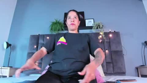 DULCE AURORA online show from April 14, 2:50 am