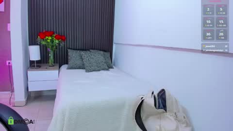 Dulce  online show from March 19, 8:13 pm