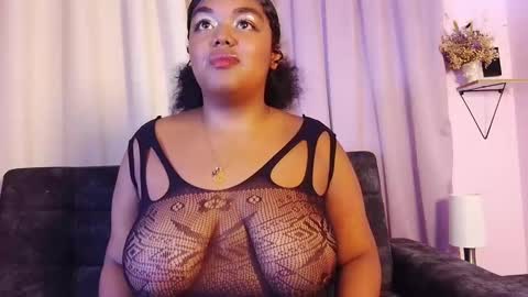 Snapshot of dulceesmith chatting on October 22, 2:39 pm dulceesmith online show from October 22, 2:39 pm