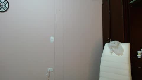 Snapshot of dulcepicante_1 chatting on December 14, 11:15 am dulcepicante_1 online show from December 14, 11:15 am