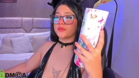 Dulce Rose online show from May 1, 5:01 am