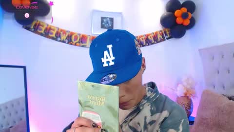 Dulcey online show from October 21, 5:30 am