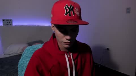 Dulcey online show from April 16, 9:10 am