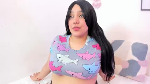 Snapshot of dullce77 chatting on October 9, 7:34 pm Dulce online show from October 9, 7:34 pm