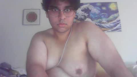 Snapshot of dumbtrapsissy chatting on December 28, 7:22 pm dumbtrapsissy online show from December 28, 7:22 pm