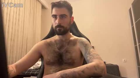 Snapshot of dummodarknight chatting on November 8, 8:40 pm The Dark Knight online show from November 8, 8:40 pm