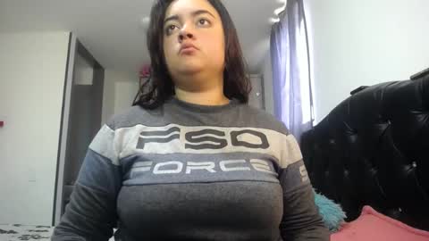 Nicole   online show from November 16, 4:23 pm