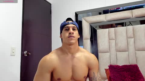 duran_dhikol1 online show from December 8, 11:19 pm