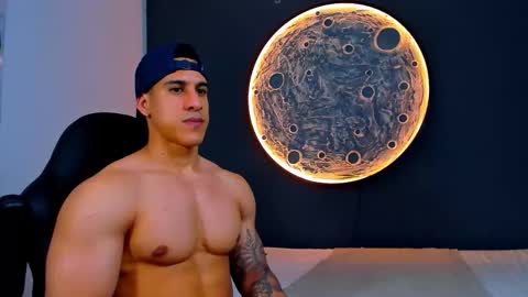 duran_dhikol1 online show from October 26, 1:55 am