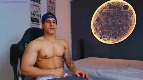 Snapshot of duran_dhikol1 chatting on February 19, 1:56 am duran_dhikol1 online show from February 19, 1:56 am