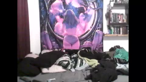 Snapshot of durinson7 chatting on December 28, 7:11 pm Durinsbxtch online show from December 28, 7:11 pm