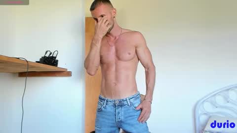 Durio online show from February 28, 9:38 pm