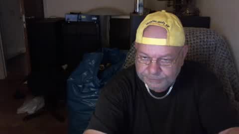 Snapshot of durk55 chatting on December 21, 7:49 pm durk55 online show from December 21, 7:49 pm