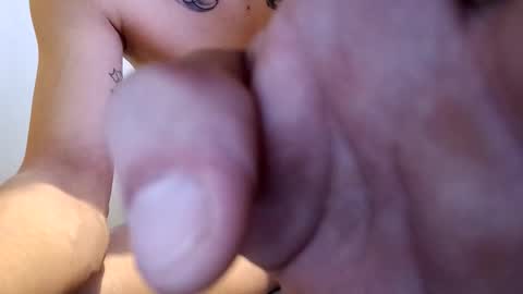 Snapshot of durop92 chatting on March 31, 12:56 am durop92 online show from March 31, 12:56 am