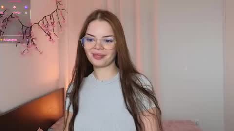 Snapshot of duskmurmur chatting on November 14, 10:25 am duskmurmur online show from November 14, 10:25 am