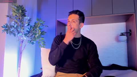 Dustin Sonne online show from November 16, 3:45 am