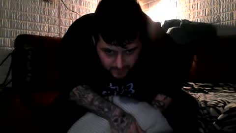 Snapshot of dustindbk chatting on February 4, 2:06 am dustindbk online show from February 4, 2:06 am