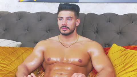 Dustin online show from May 30, 6:43 am