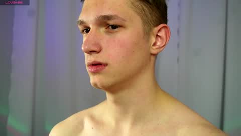 Dustyn online show from December 5, 6:00 pm