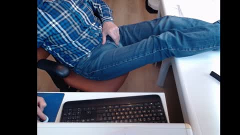 dutchpornking2 online show from February 8, 12:50 pm