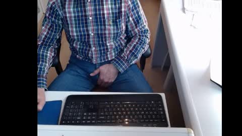 dutchpornking2 online show from February 17, 11:44 am